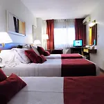 Balmoral Plaza Hotel